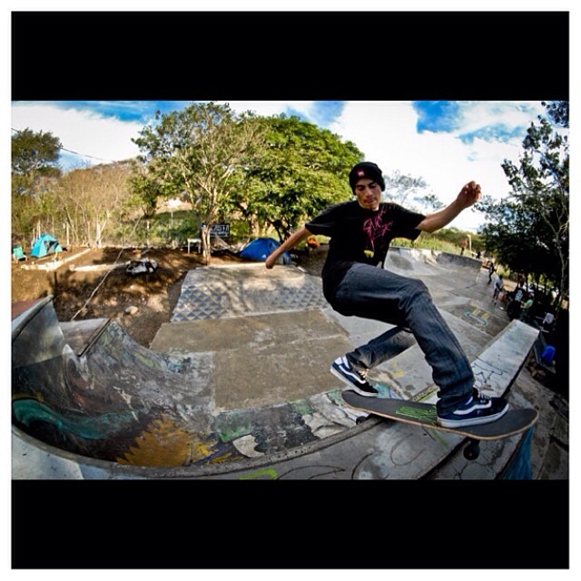Cristian Huerta #frontside #rocks Shore Skatepark , Punta de Mita , Nayarit .